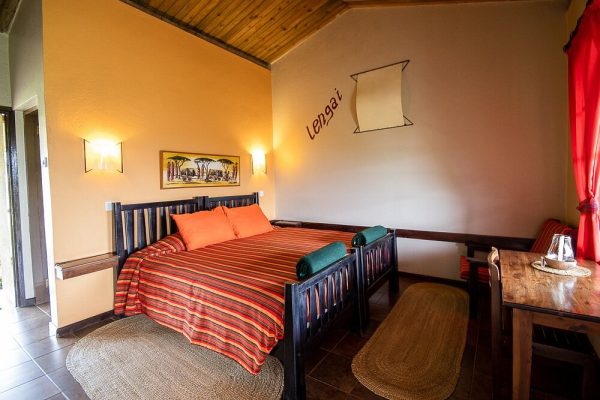 Ngorongoro-Rhino-Lodge-22